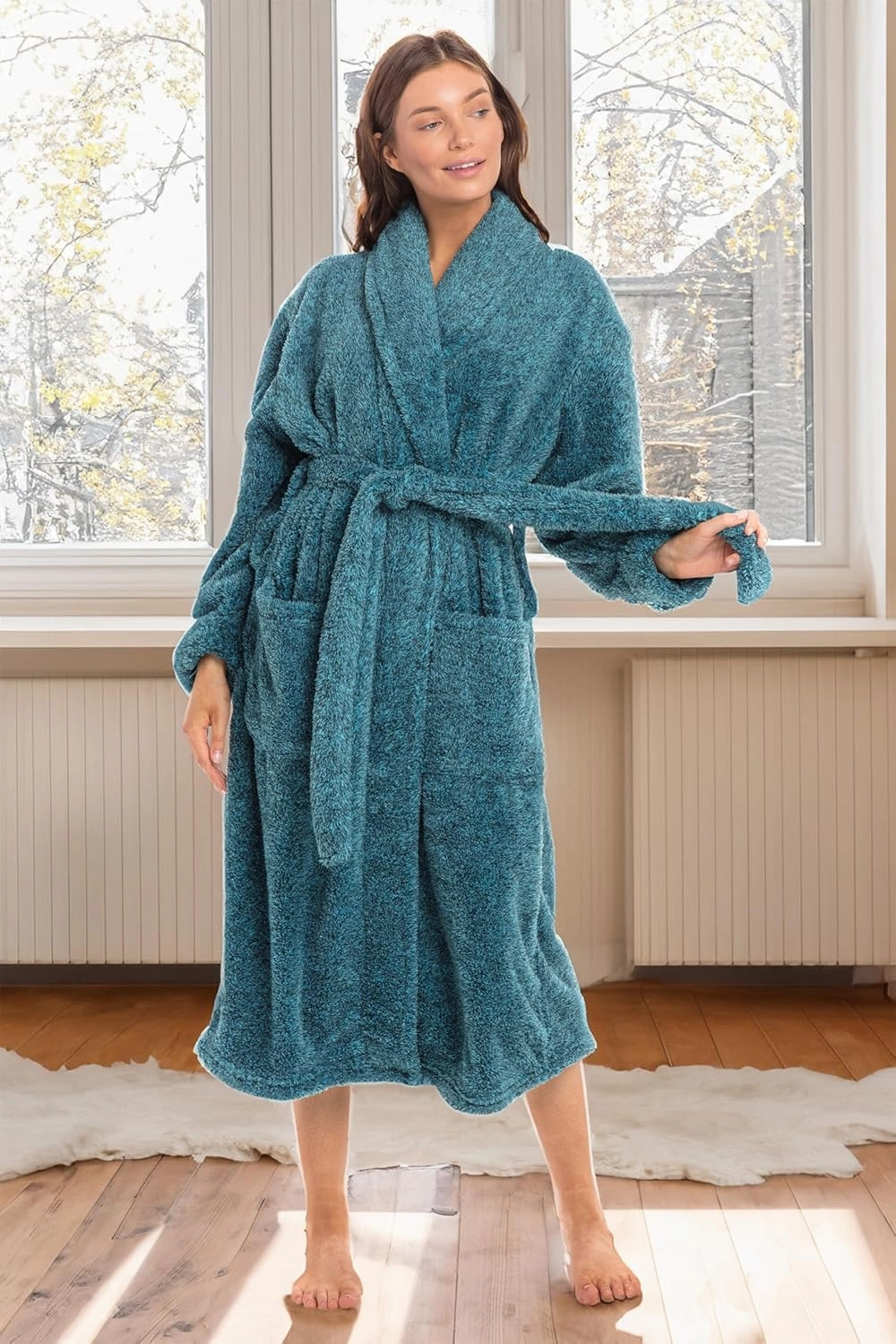Alexander Del Rossa Women's Plush Fleece Robe, Warm Shaggy Bathrobe