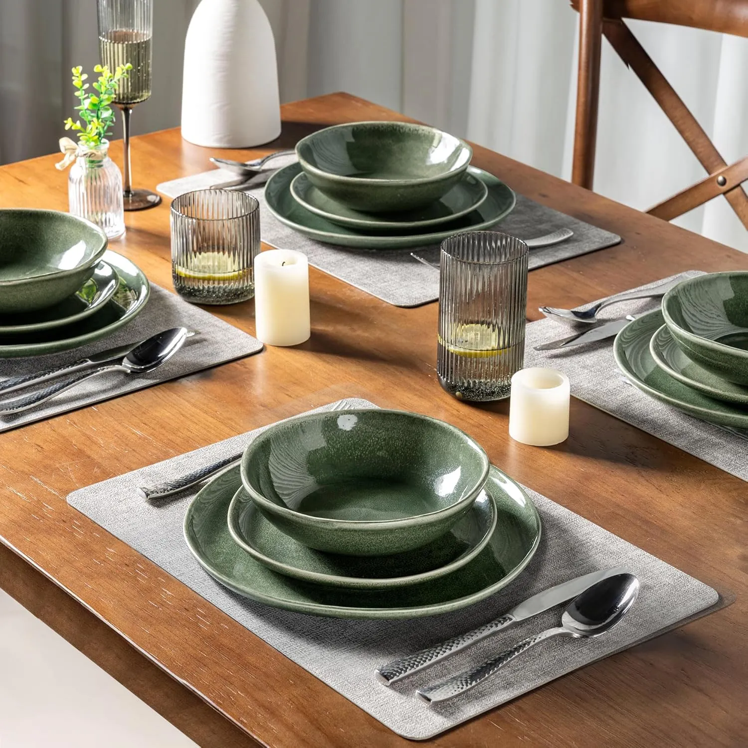 AmorArc Ceramic Dinnerware Sets,Handmade Reactive Glaze Stoneware Plates and Bowls Set,Highly Chip and Crack Resistant | Dishwasher & Microwave Safe Dishes,Service for 6 (18pc)