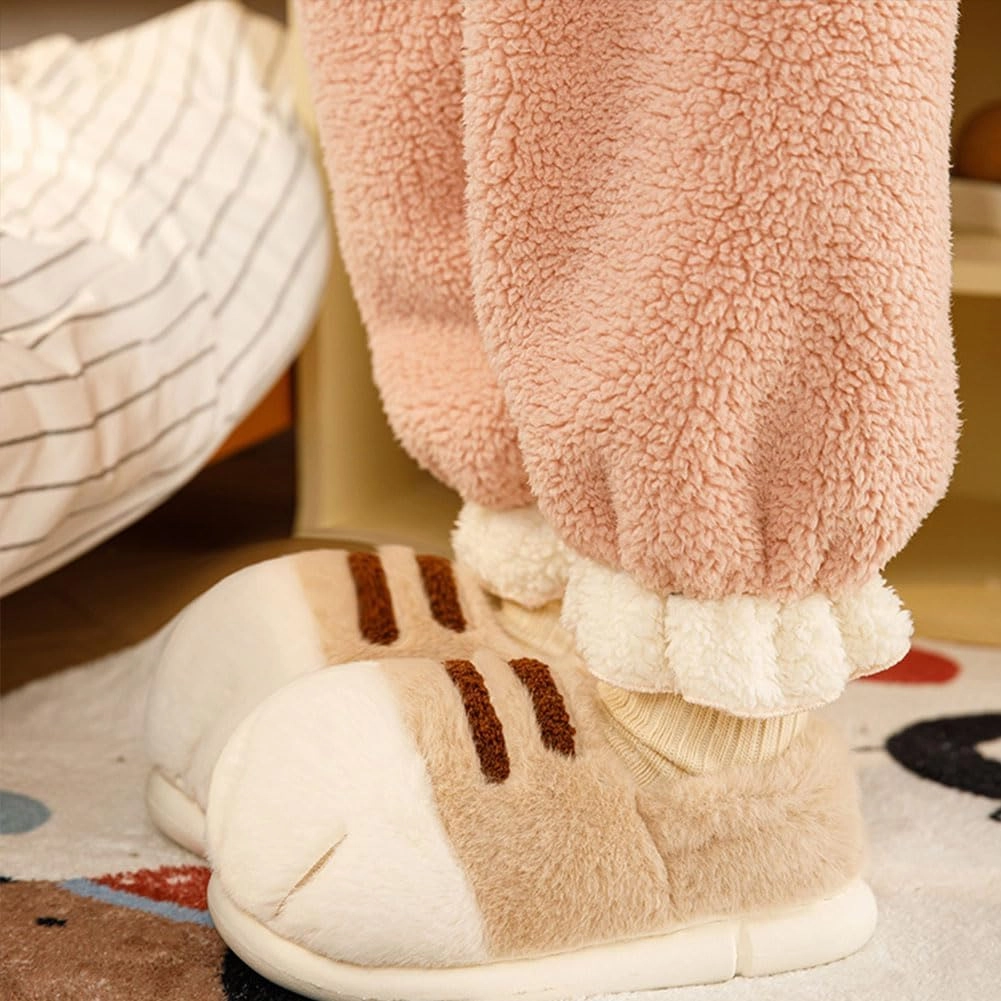 Cat Paw Slippers, 3D Cute Cartoon Cat Paw Slippers for Women, Winter Cozy Warm Furry Home Slides