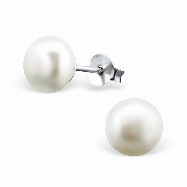 Chloe Pearl Studs