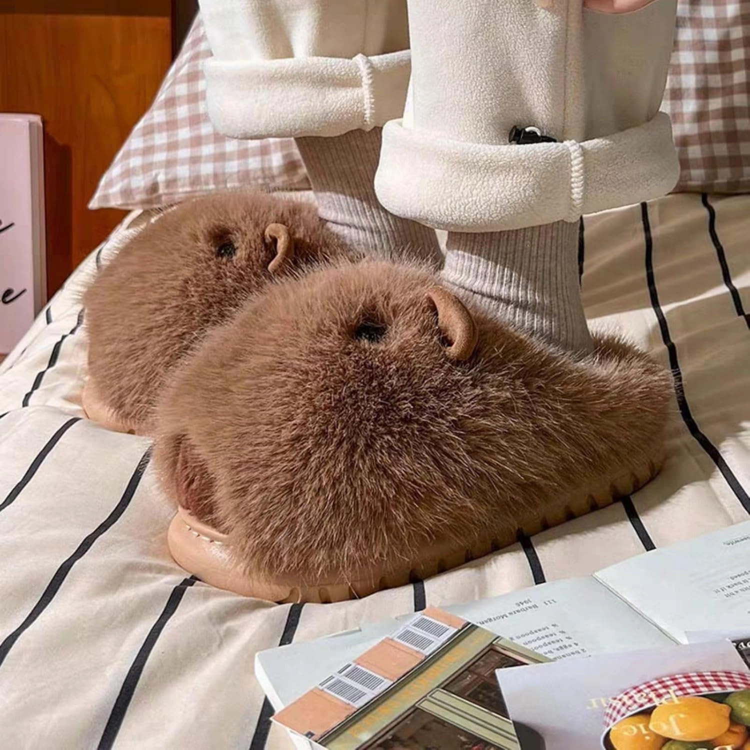 Cute Capybara Fuzzy Slippers Fluffy Animal Fluffy Plush Slippers Warm Winter Wear Home Cozy Furry Soft Stuff Indoor Shoes