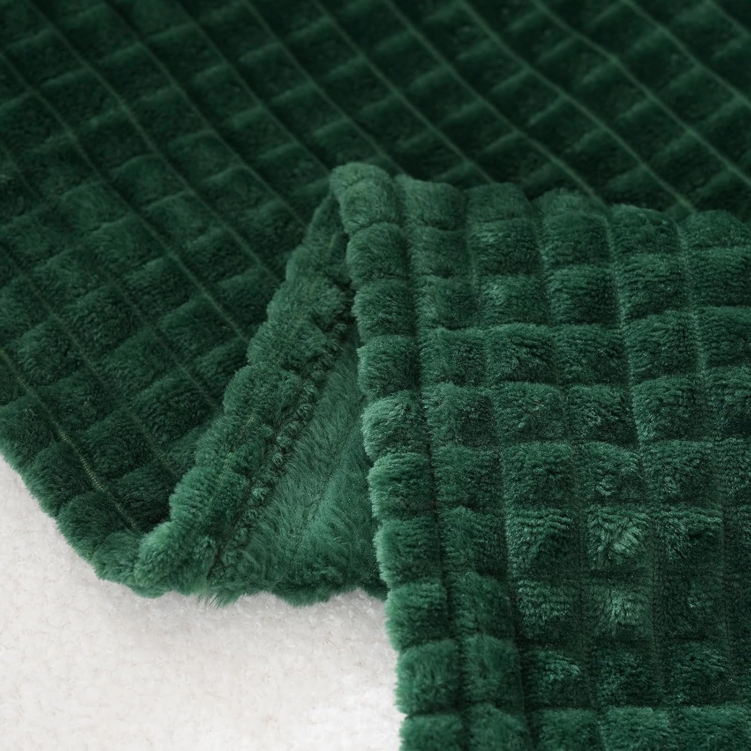 Dark Green Throw Blanket 50"×70" Decorations Fleece Super Soft Plush Fuzzy Cozy Blanket with Square 3D Jacquard Grid Design Luxury Lightweight for Couch Sofa Chair
