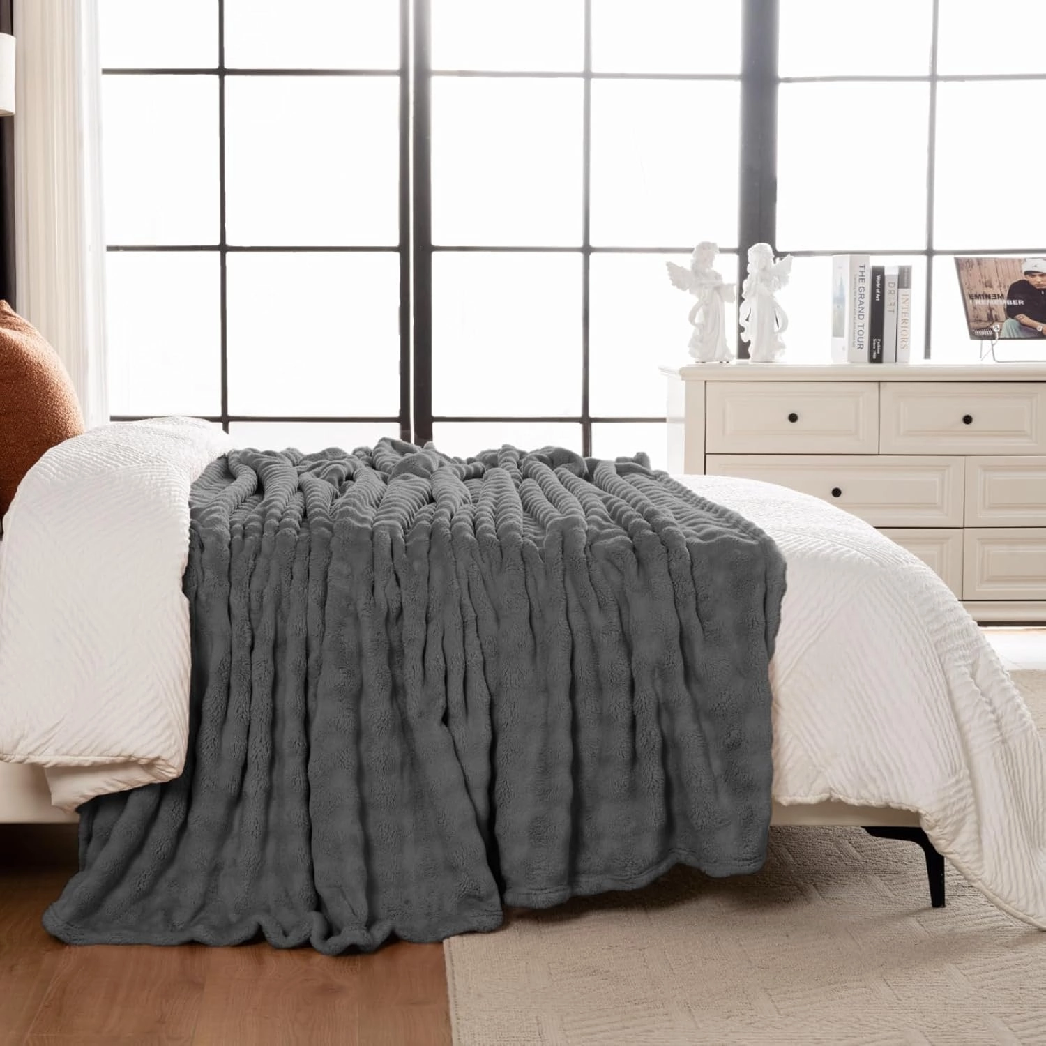 Faux Fur Bed Blankets Queen Size Grey, Soft Fluffy Bubble Blanket for Couch Sofa, Thick Warm Plush Fuzzy Rabbit Fur Large Blanket for All Season Use, 90"X 90"