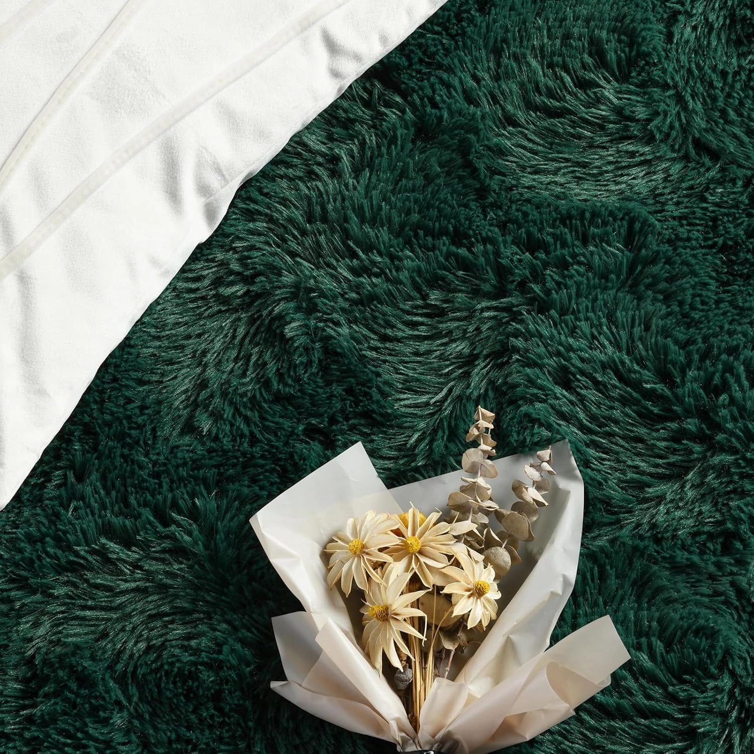 FlyDOIT Large Area Rugs for Living Room, 4x6 Feet Deep-Green Shaggy Rug Fluffy Throw Carpets, Ultra Soft Plush Modern Indoor Fuzzy Rugs for Bedroom Girls Kids Nursery Room Dorm Home Decor