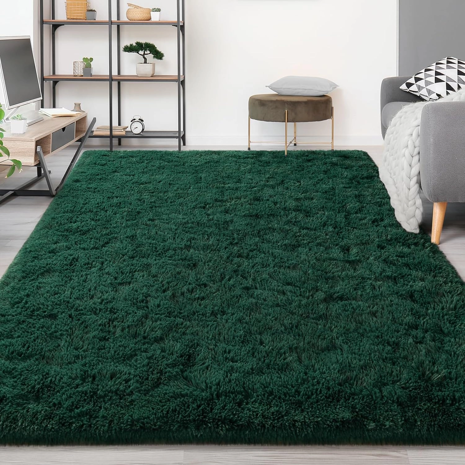 FlyDOIT Large Area Rugs for Living Room, 4x6 Feet Deep-Green Shaggy Rug Fluffy Throw Carpets, Ultra Soft Plush Modern Indoor Fuzzy Rugs for Bedroom Girls Kids Nursery Room Dorm Home Decor