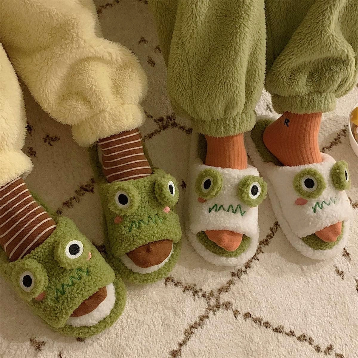 Frog Slippers, Fluffy Cartoon Frog Slippers Cute Animal Slippers Frog House Slippers For Women Men Indoor Slippers
