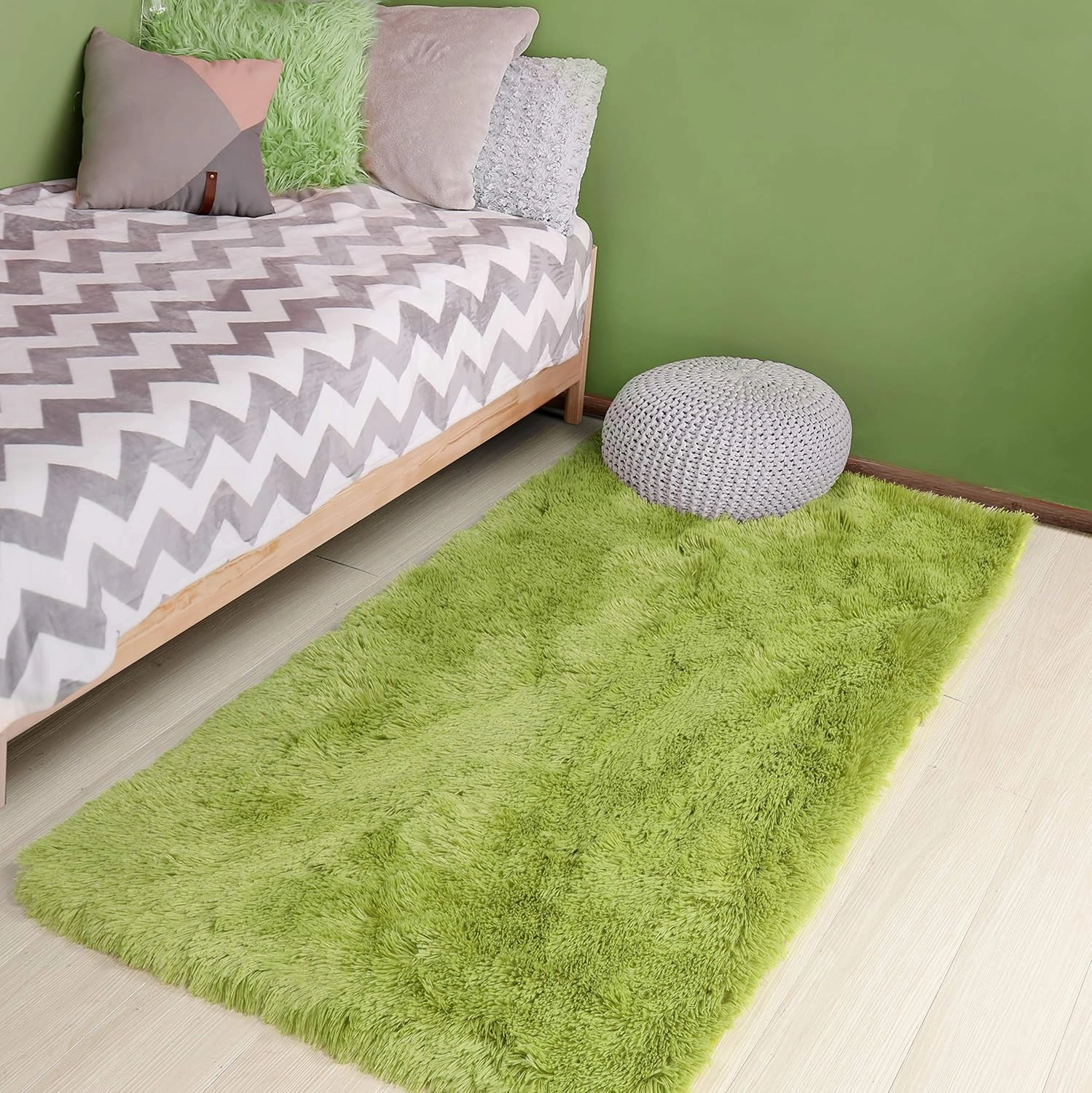 Grass Green Runner Rugs for Bedroom Decor Aesthetic, Fluffy Shag Area Rug 3x5 for Kids Room Living Room Baby Nursery, Cool Shaggy Throw Bedside Fuzzy Plush Carpet, Cute Moss Classroom Playroom Rug