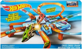 Hot Wheels Toy Car Track Set, Criss Cross Crash with 1:64 Scale Vehicle, Powered by a Motorized Booster (Amazon Exclusive)
