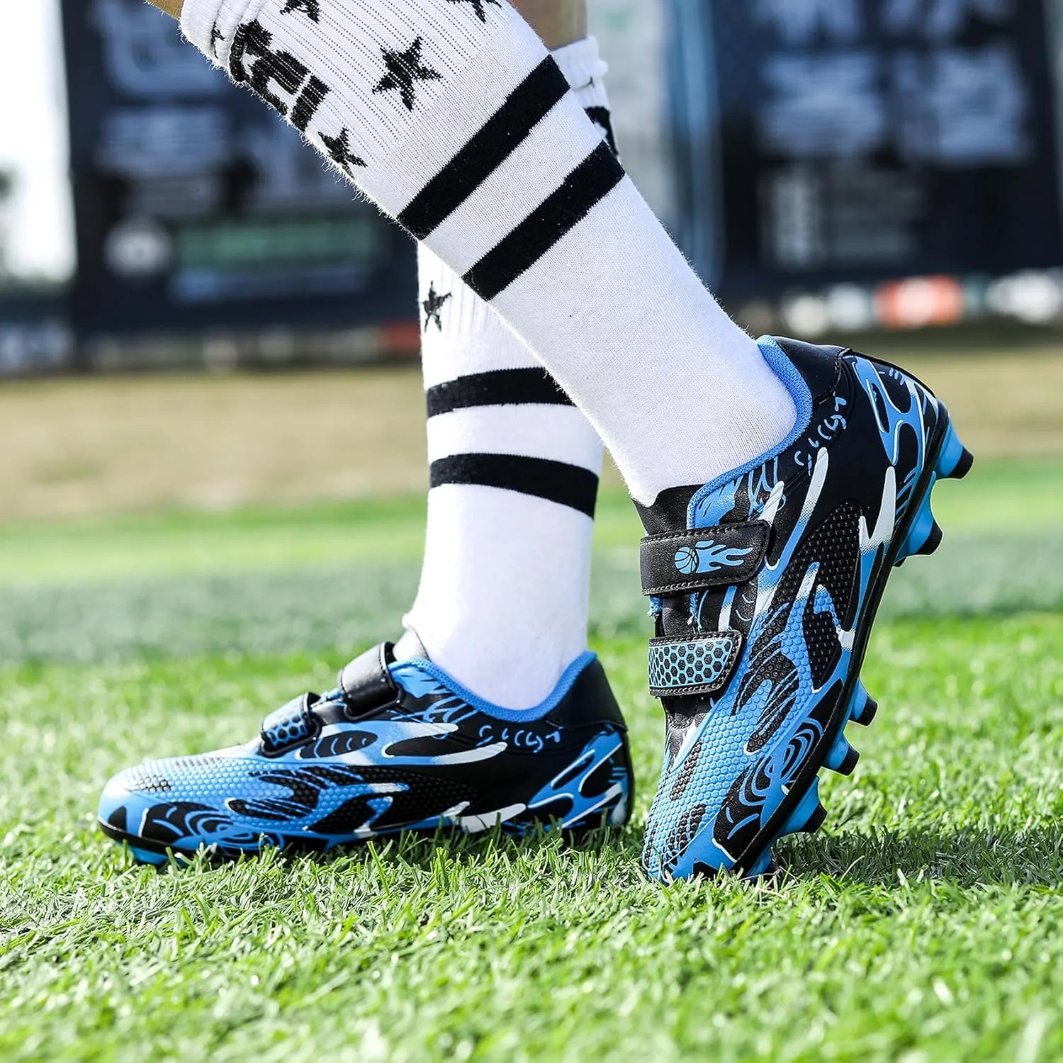 Kids Soccer Cleats Boys Girls Firm Ground Soccer Shoes Youth Professional Athletic Outdoor Football Cleats Shoes