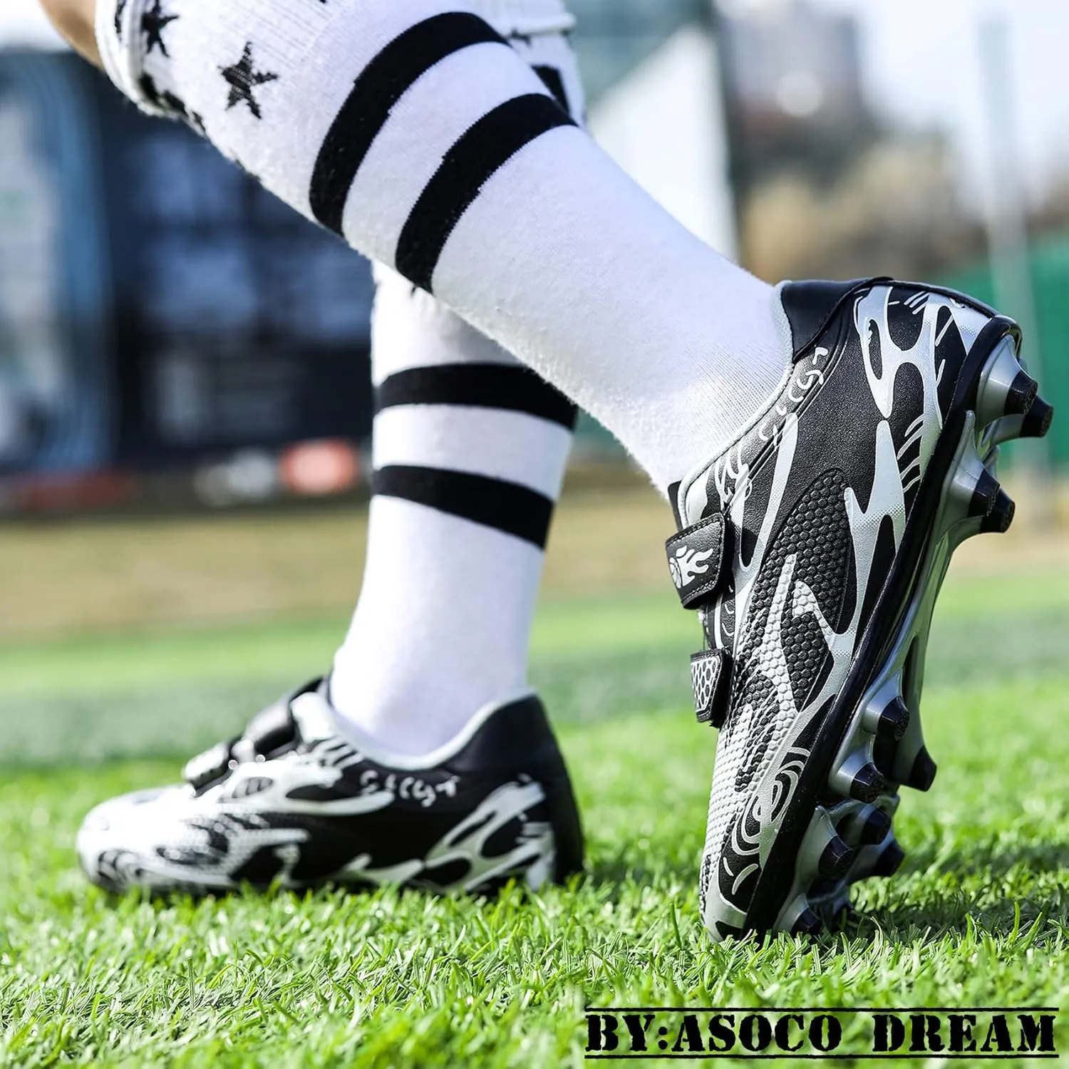 Kids Soccer Cleats Boys Girls Firm Ground Soccer Shoes Youth Professional Athletic Outdoor Football Cleats Shoes