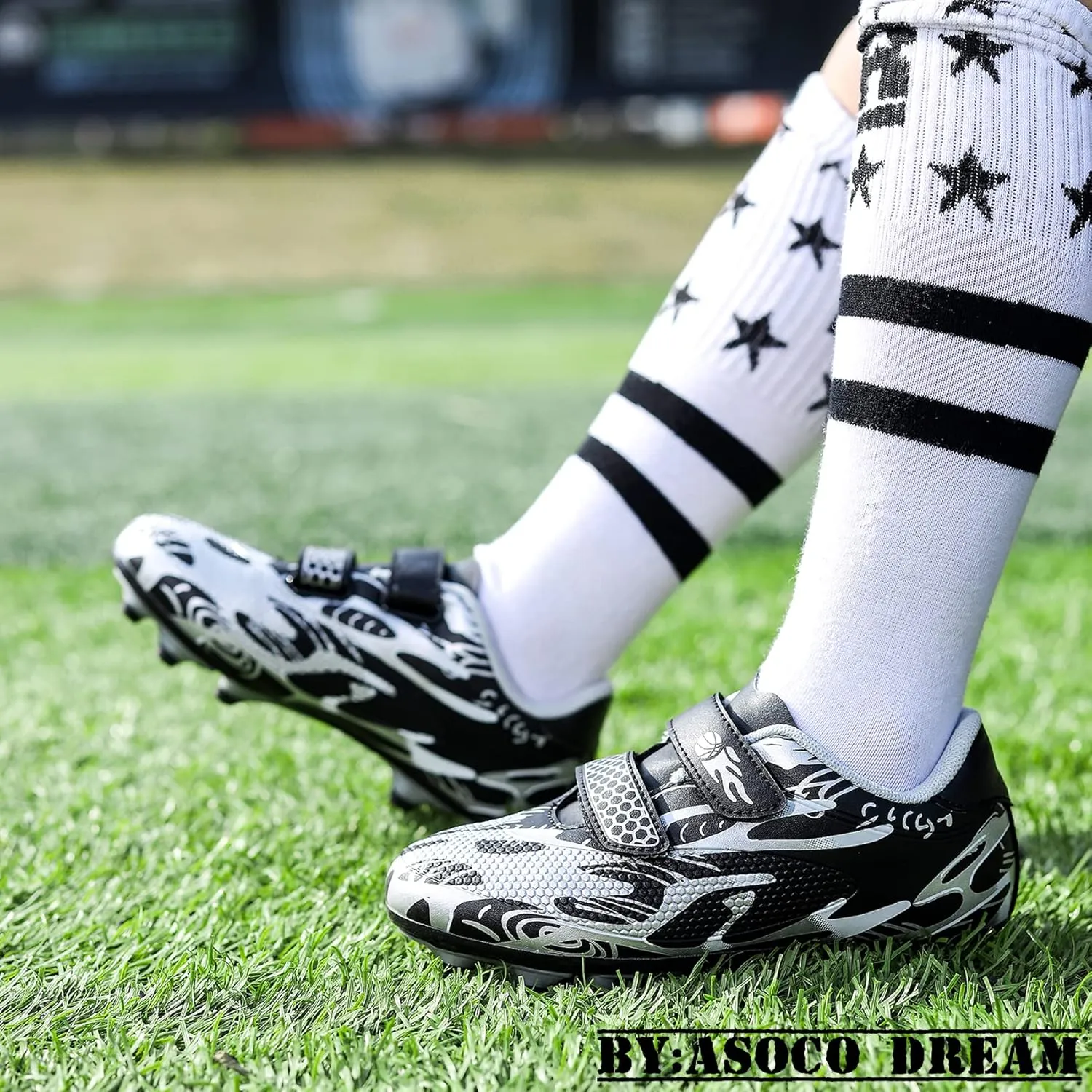 Kids Soccer Cleats Boys Girls Firm Ground Soccer Shoes Youth Professional Athletic Outdoor Football Cleats Shoes