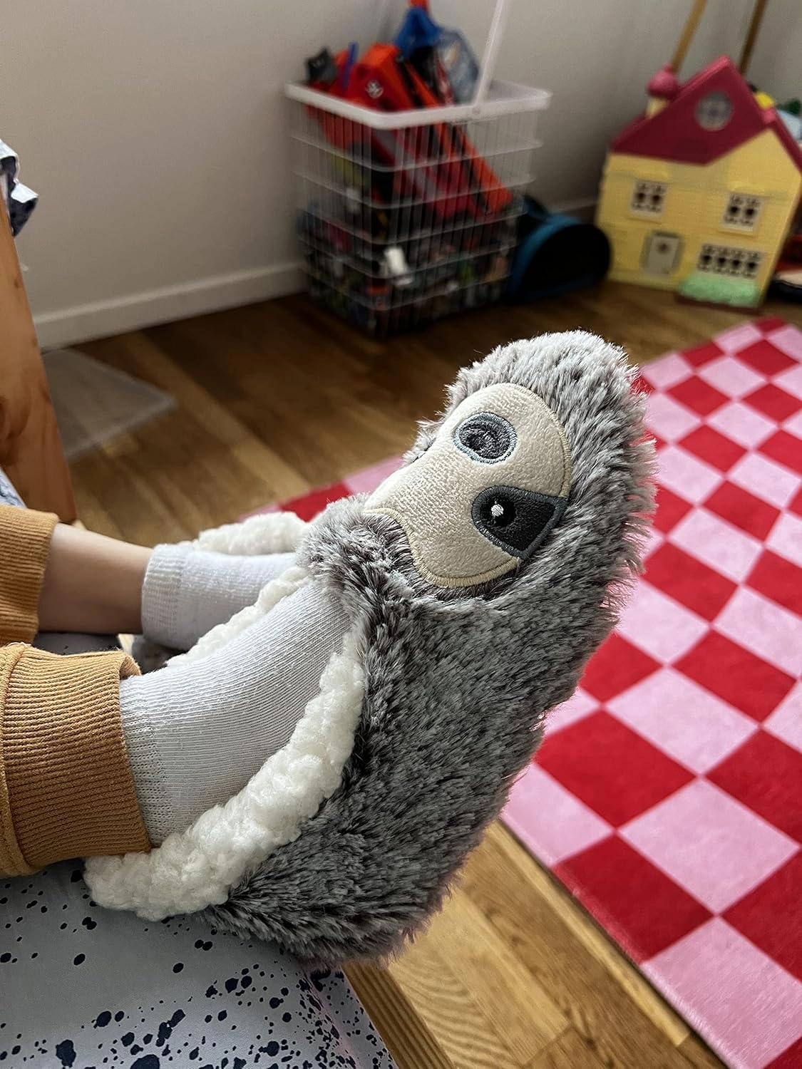 Kids Novelty Cute Plush Animal Slippers, Funny Fluffy Non-Slip House Shoes for Girls & Boys, Size 1-4
