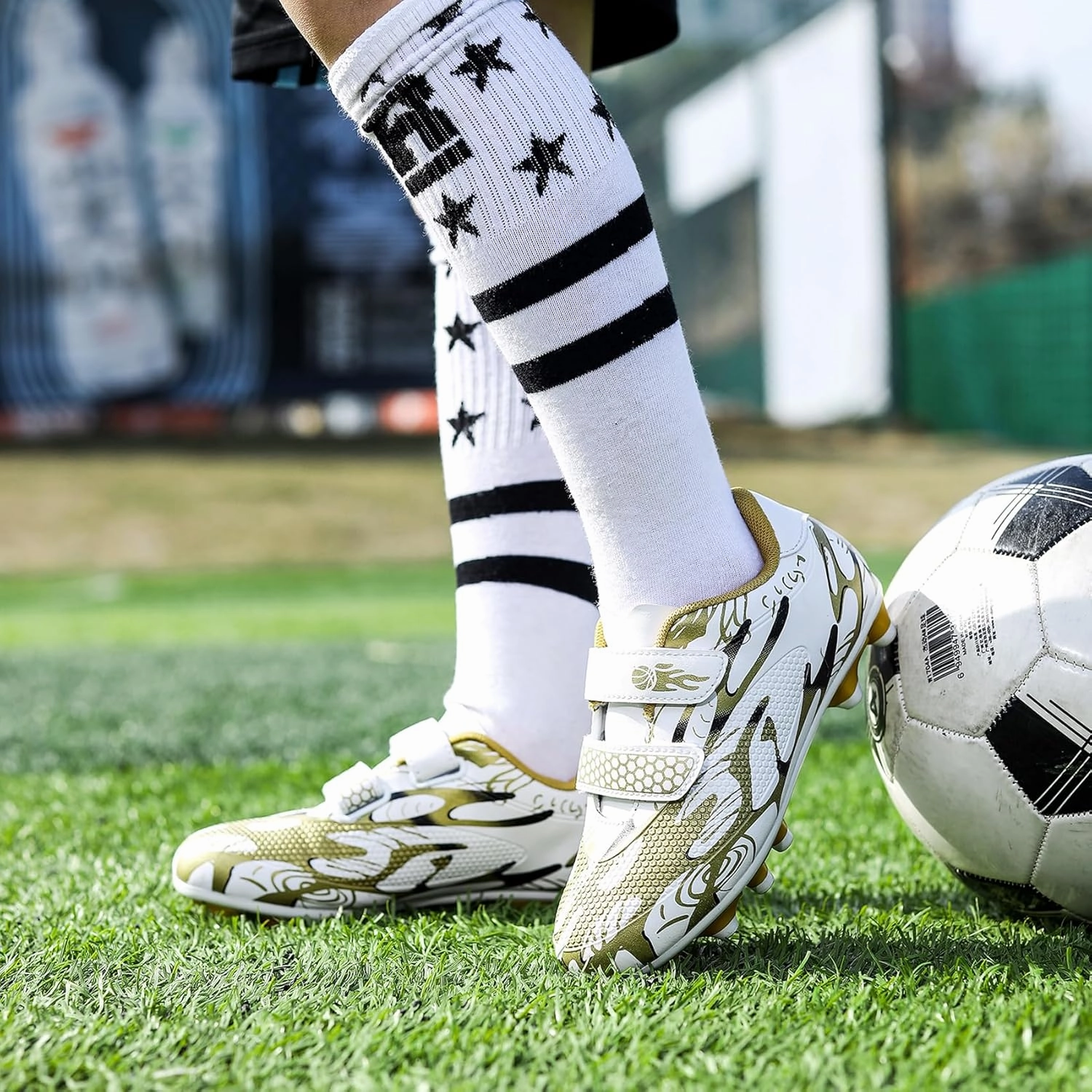 Kids Soccer Cleats Boys Girls Firm Ground Soccer Shoes Youth Professional Athletic Outdoor Football Cleats Shoes