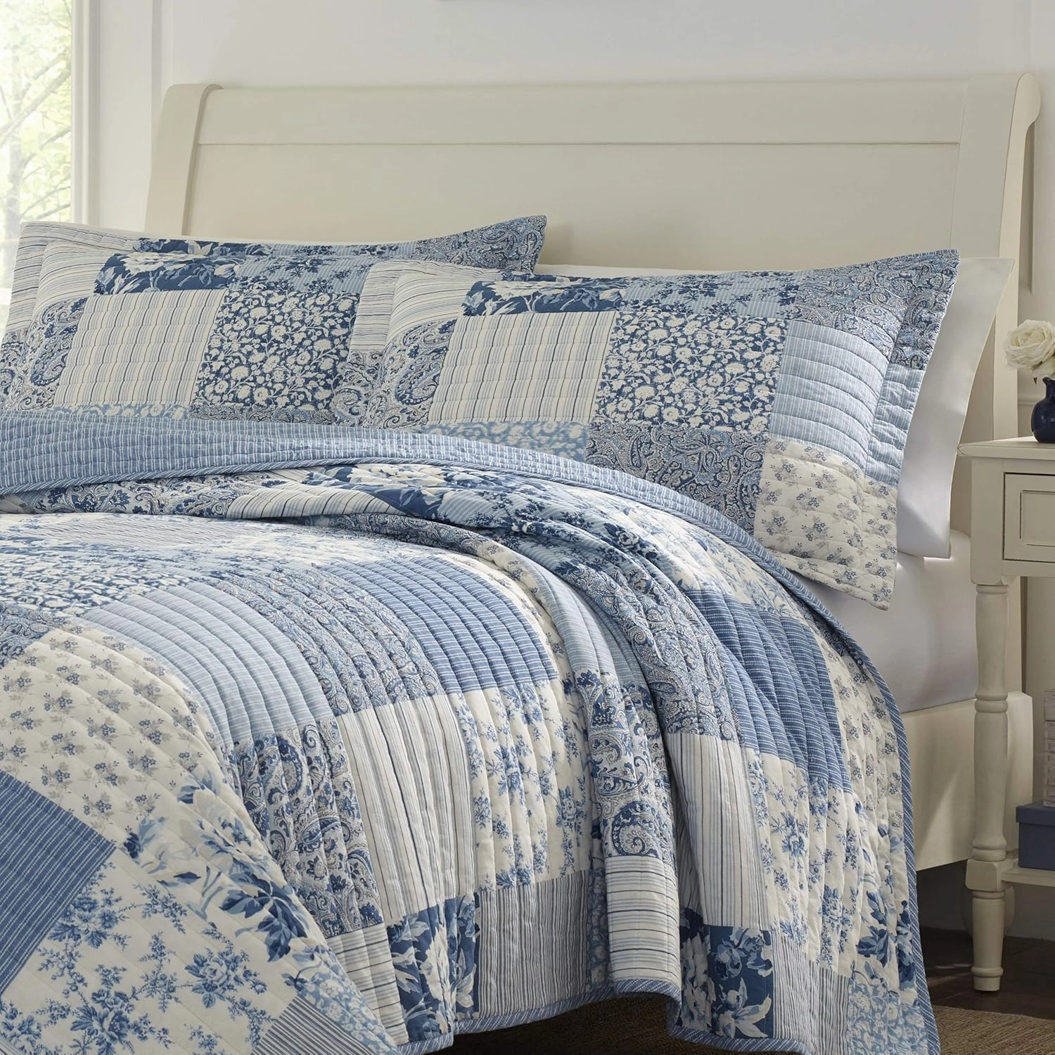 Laura Ashley - King Quilt Set, Reversible Cotton Bedding with Matching Shams, Farmhouse Inspired Home Decor (Paisley Printed Patchwork Blue, King)