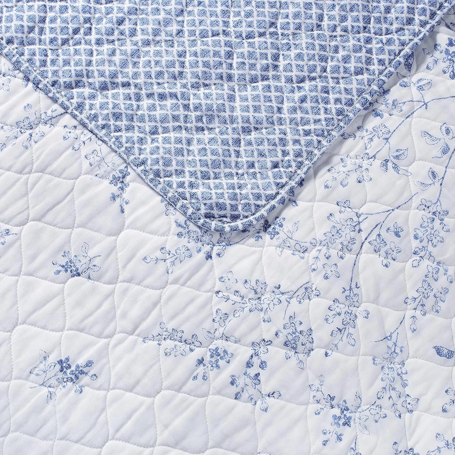 Laura Ashley Home - Queen Quilt Set, Reversible Cotton Bedding with Matching Shams, Pre-Washed Home Decor for Added Softness (Flora Blue, Queen)