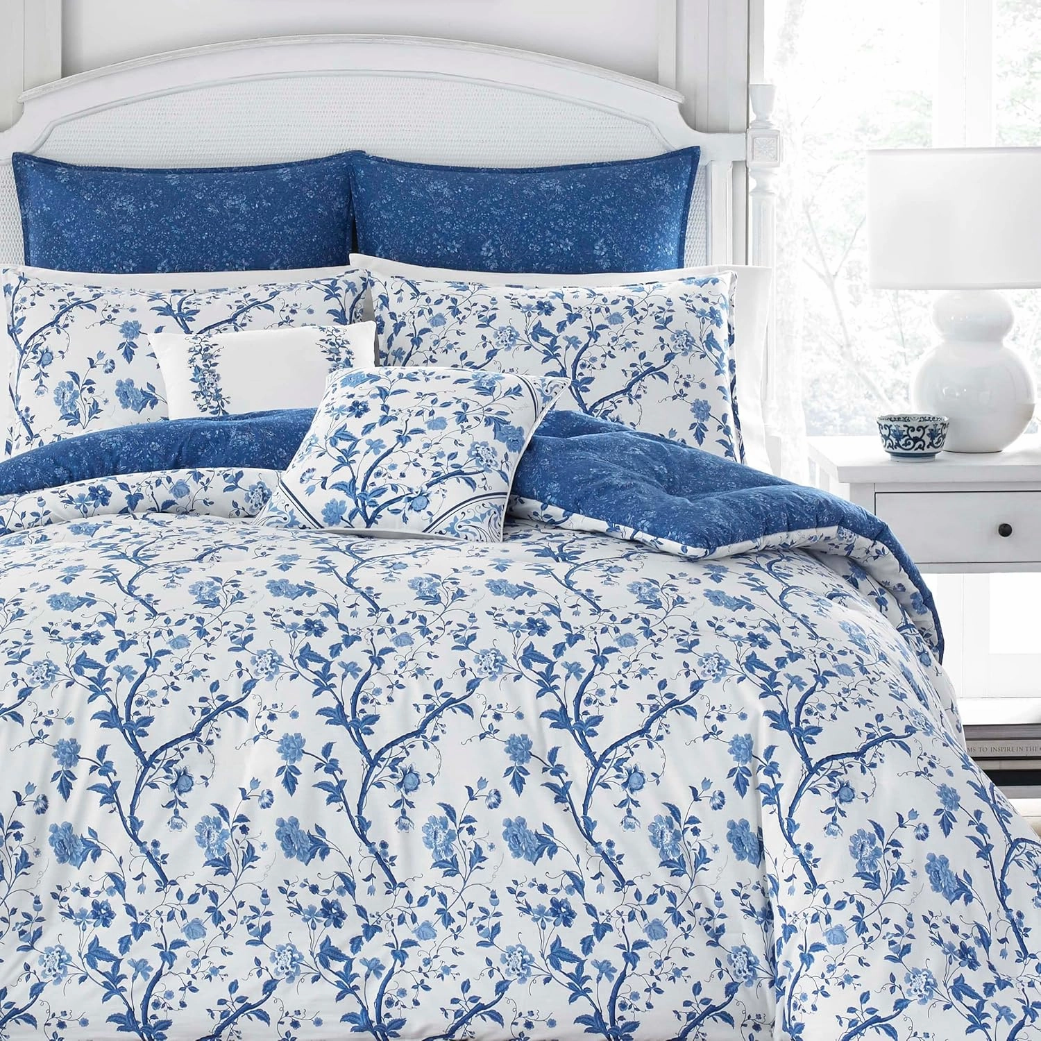 Laura Ashley- Twin Duvet Cover Set, Reversible Cotton Bedding Set, Includes Matching Sham(s) with Bonus Euro Sham(s) & Throw Pillow Covers (Elise Blue, Twin)