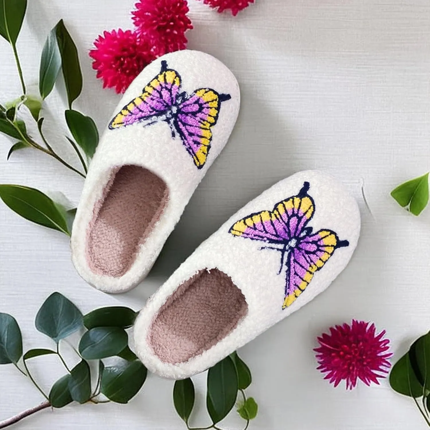 LNERIP Animal Slippers Fruit Slippers Plant Slippers Various Cartoon Patterns Fluffy Soft Memory Foam Retro Indoor Outdoor Home Couple Shoes