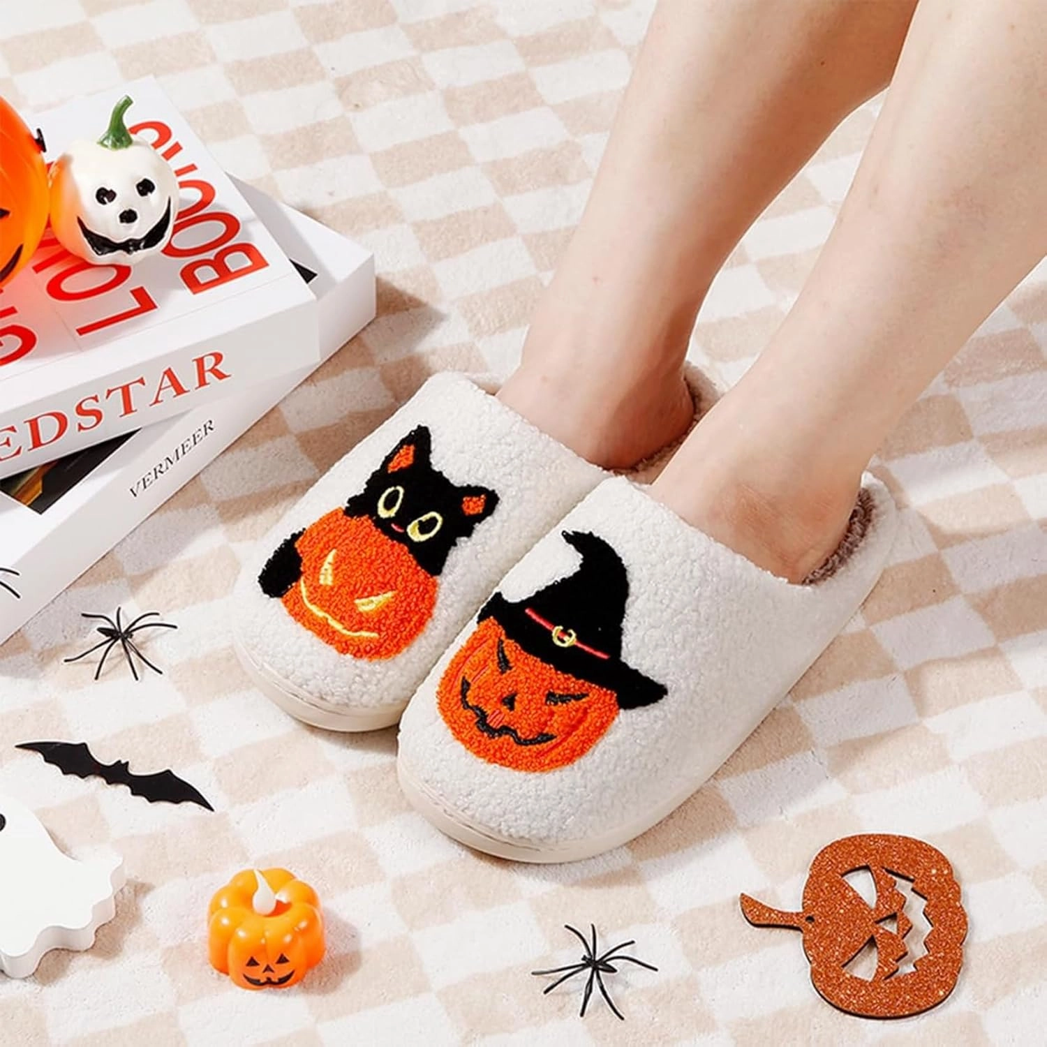 LNERIP Animal Slippers Fruit Slippers Plant Slippers Various Cartoon Patterns Fluffy Soft Memory Foam Retro Indoor Outdoor Home Couple Shoes