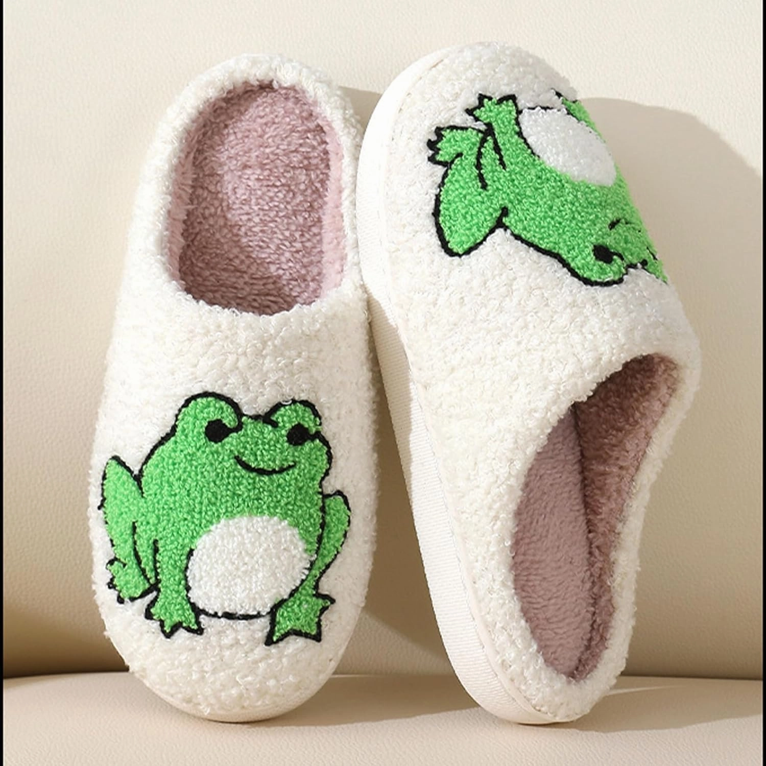 LNERIP Animal Slippers Fruit Slippers Plant Slippers Various Cartoon Patterns Fluffy Soft Memory Foam Retro Indoor Outdoor Home Couple Shoes
