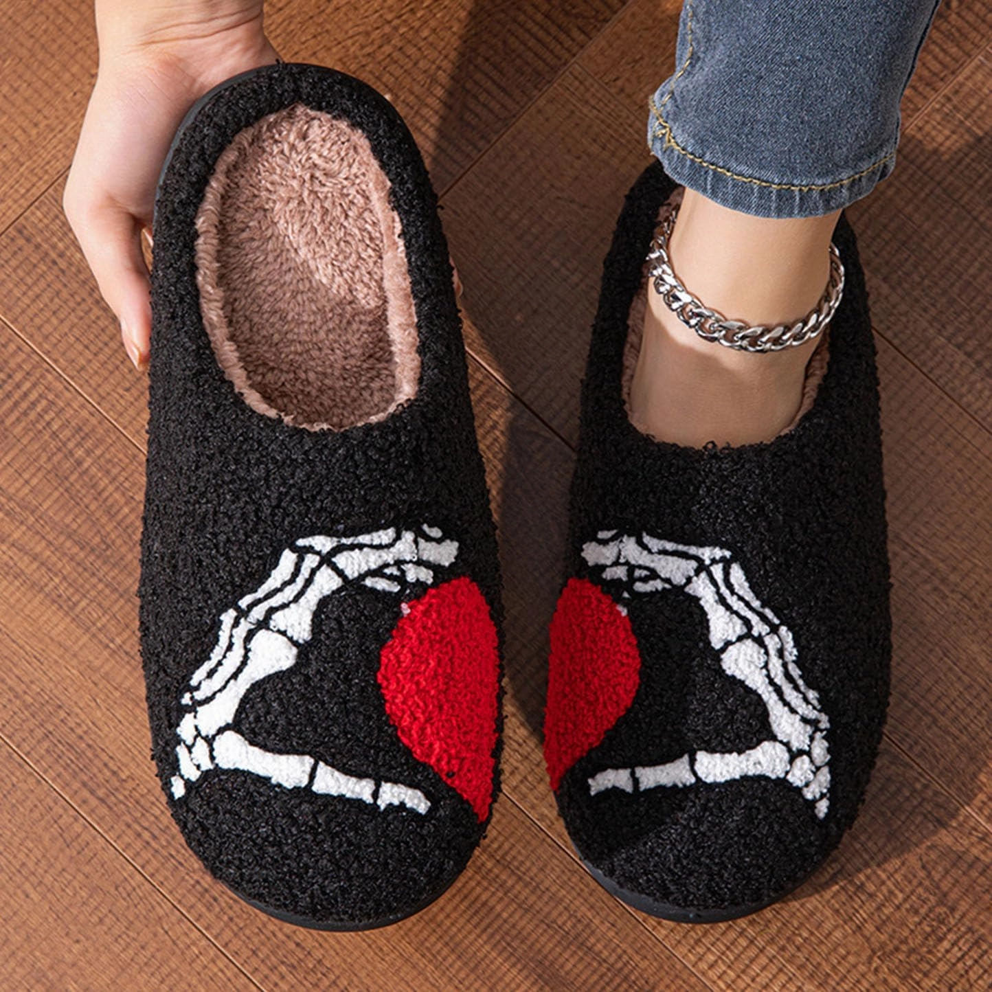 LNERIP Slippers Winter Womens Mens Fluffy Plush Slippers Animals Cute Cartoon House Slippers Cuddly Warm Shoes Indoor Outdoor Girls Women