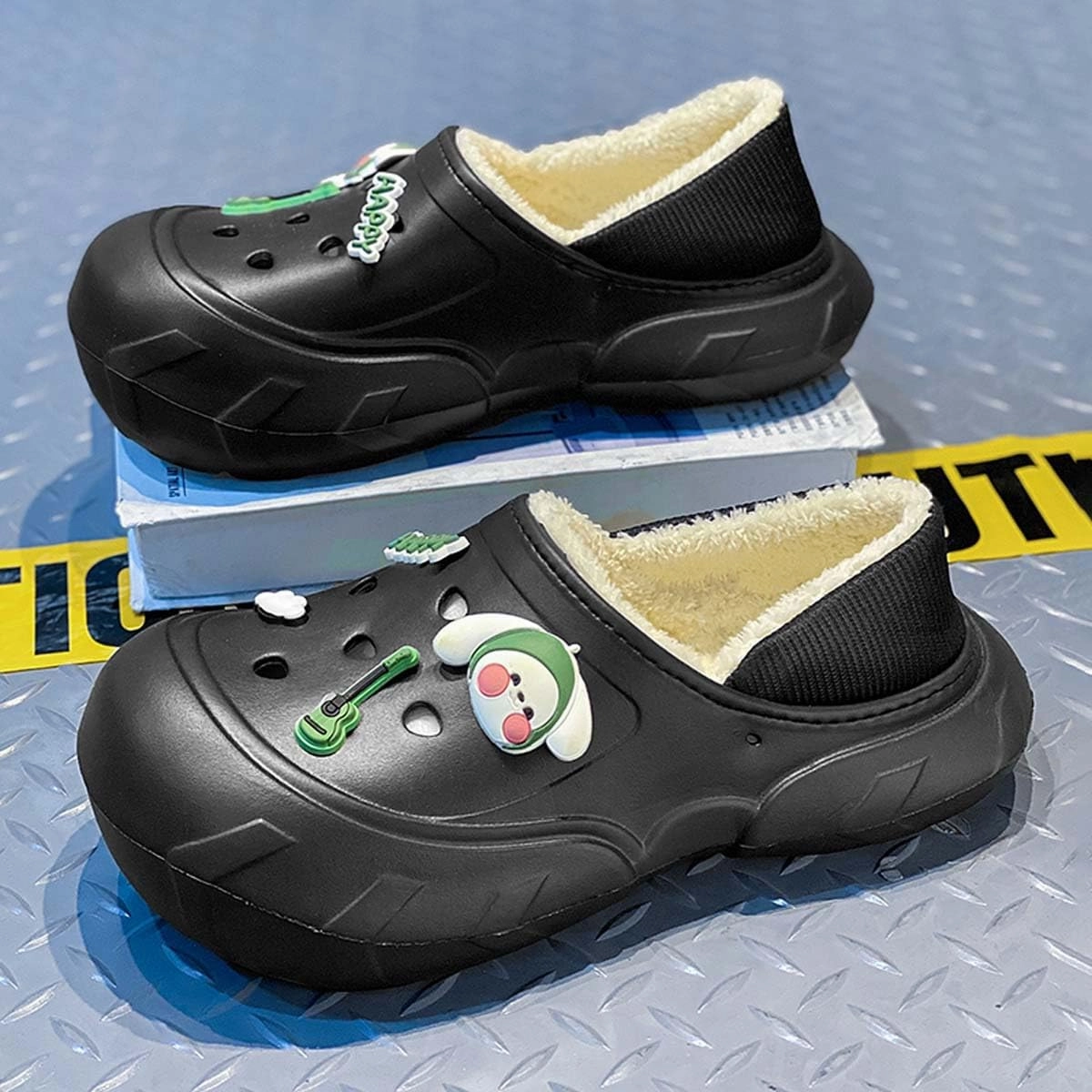 Men Women Winter Waterproof Garden Snow Shoes Plush Warm Home Slippers Fluffy Clogs Shoes Indoor Outdoor