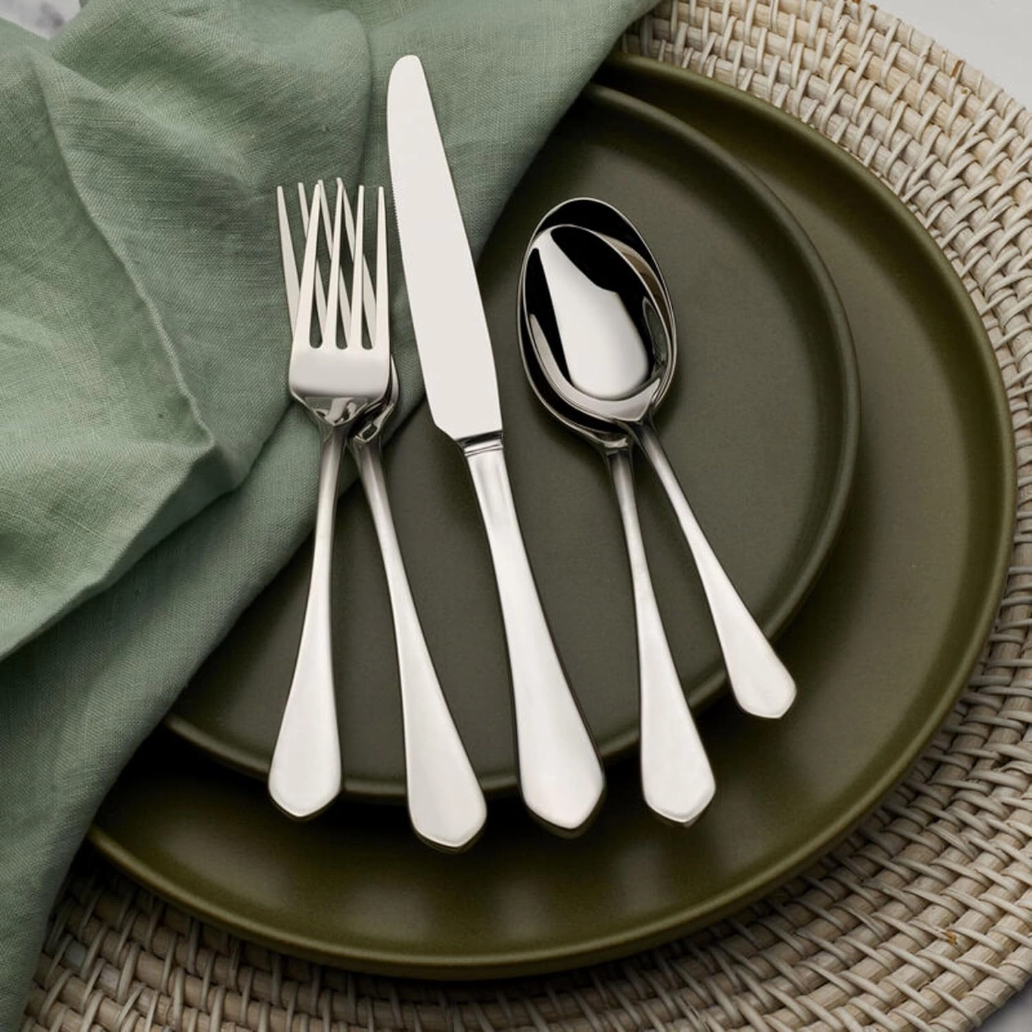Mikasa Colson Flatware Service for 8, 18/10 Stainless Steel, Silverware Set with Serving Utensils and Caddy, 42 Piece