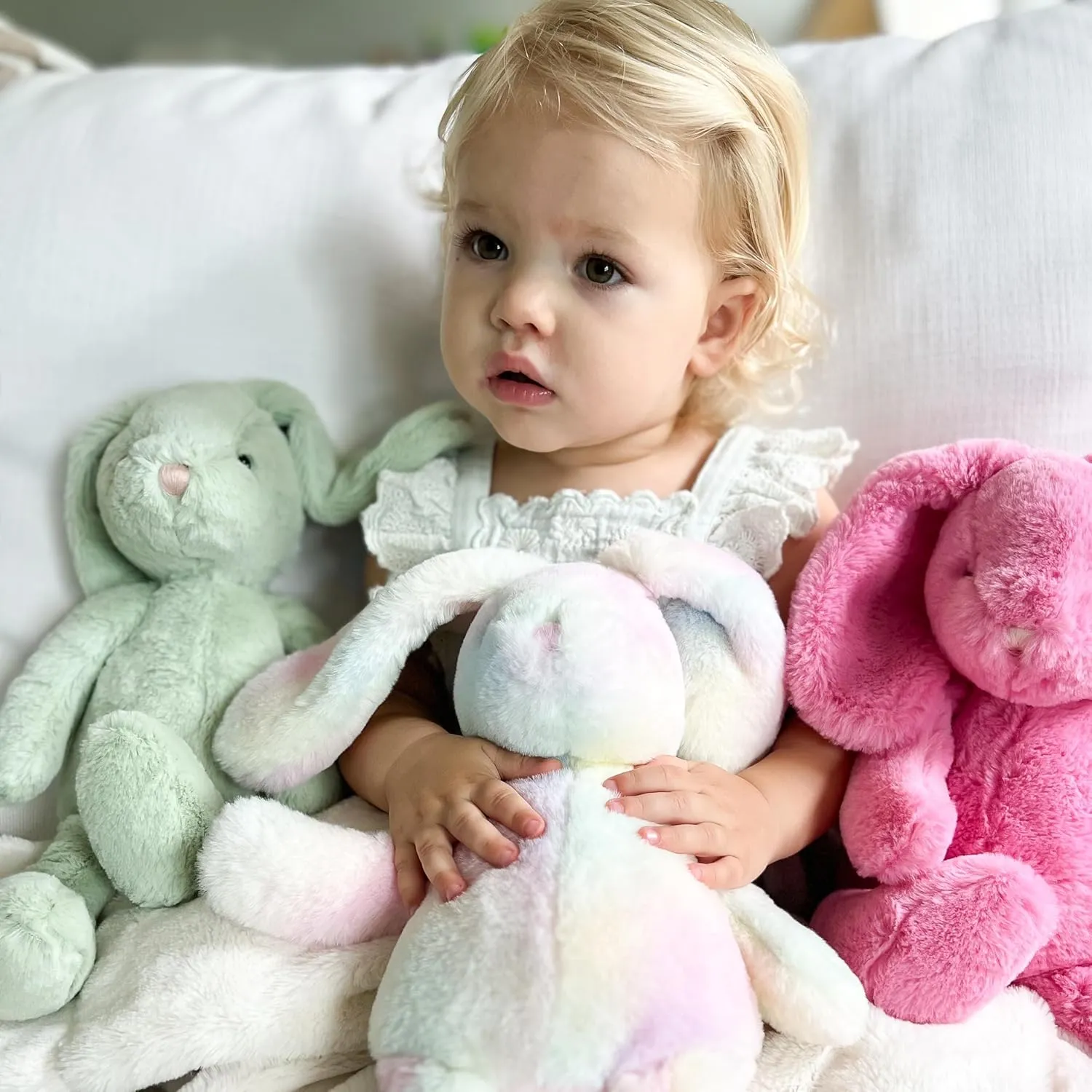 MON AMI Bunny Stuffed Animal – Soft & Cuddly, Huggable Rabbit Plush Toy, Nursery Décor, Valentine's Day (Chloe The Bunny)