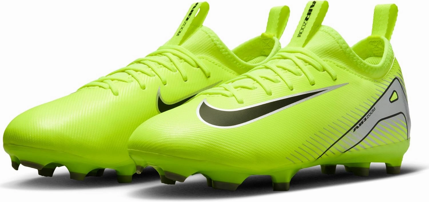 NIKE Boy's Football Shoe