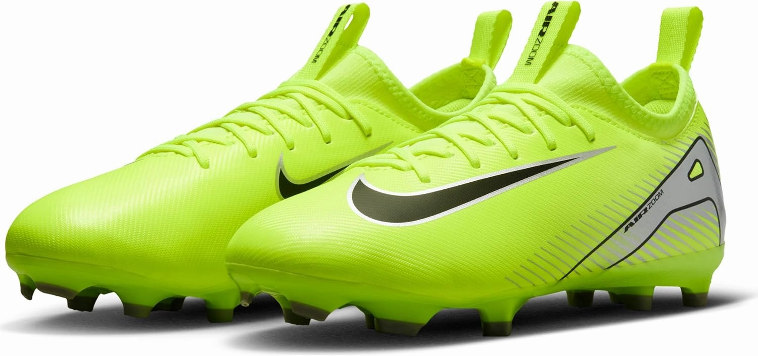 NIKE Boy's Football Shoe