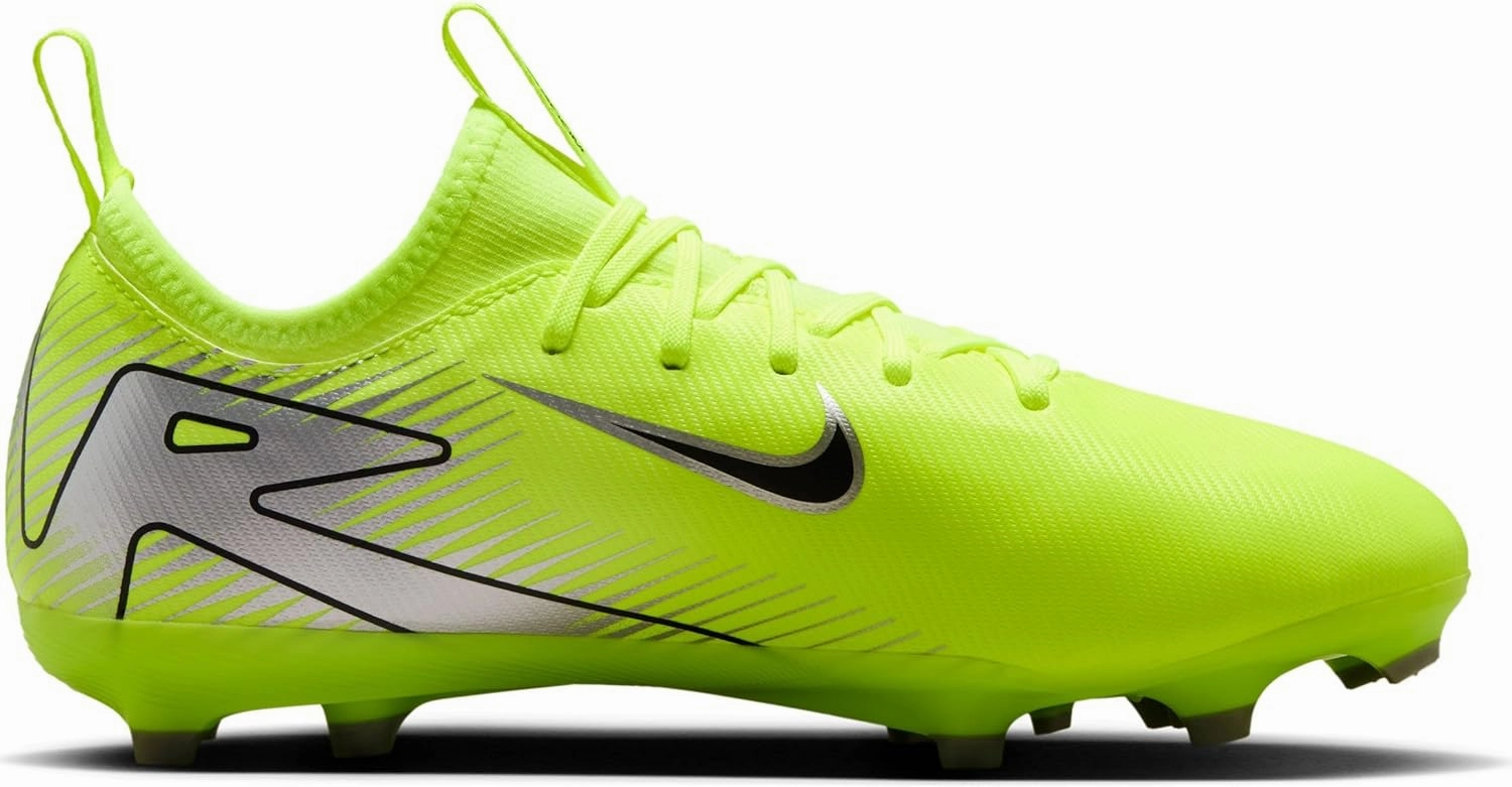 NIKE Boy's Football Shoe
