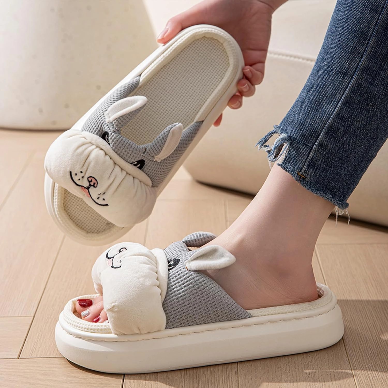 Outdoor Slippers for Women Fluffy House Slippers Open Toe Soft Thick Memory Foam Slippers Non-slip Comfy Fuzzy Indoor Shoes