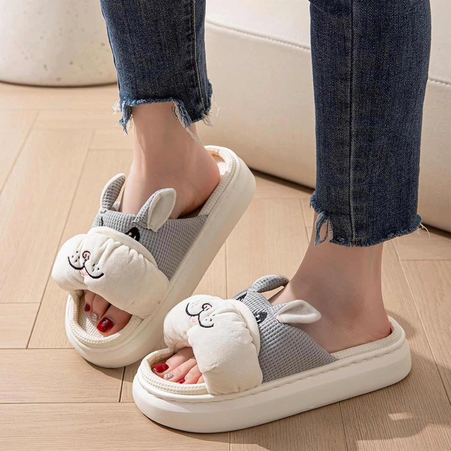 Outdoor Slippers for Women Fluffy House Slippers Open Toe Soft Thick Memory Foam Slippers Non-slip Comfy Fuzzy Indoor Shoes