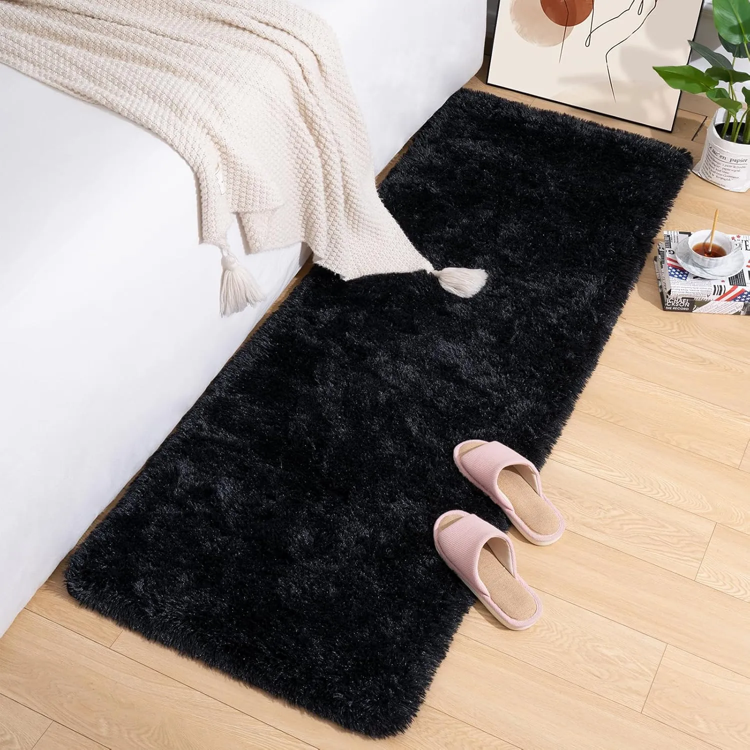 Przemy Fluffy Runner Rug for Bedroom Living Room, 2x6 Feet Black Shag Area Rugs, Soft Fuzzy Carpet for Bedside Nursery Kids Room College Dorm, Plush Throw Rug for Home Decor