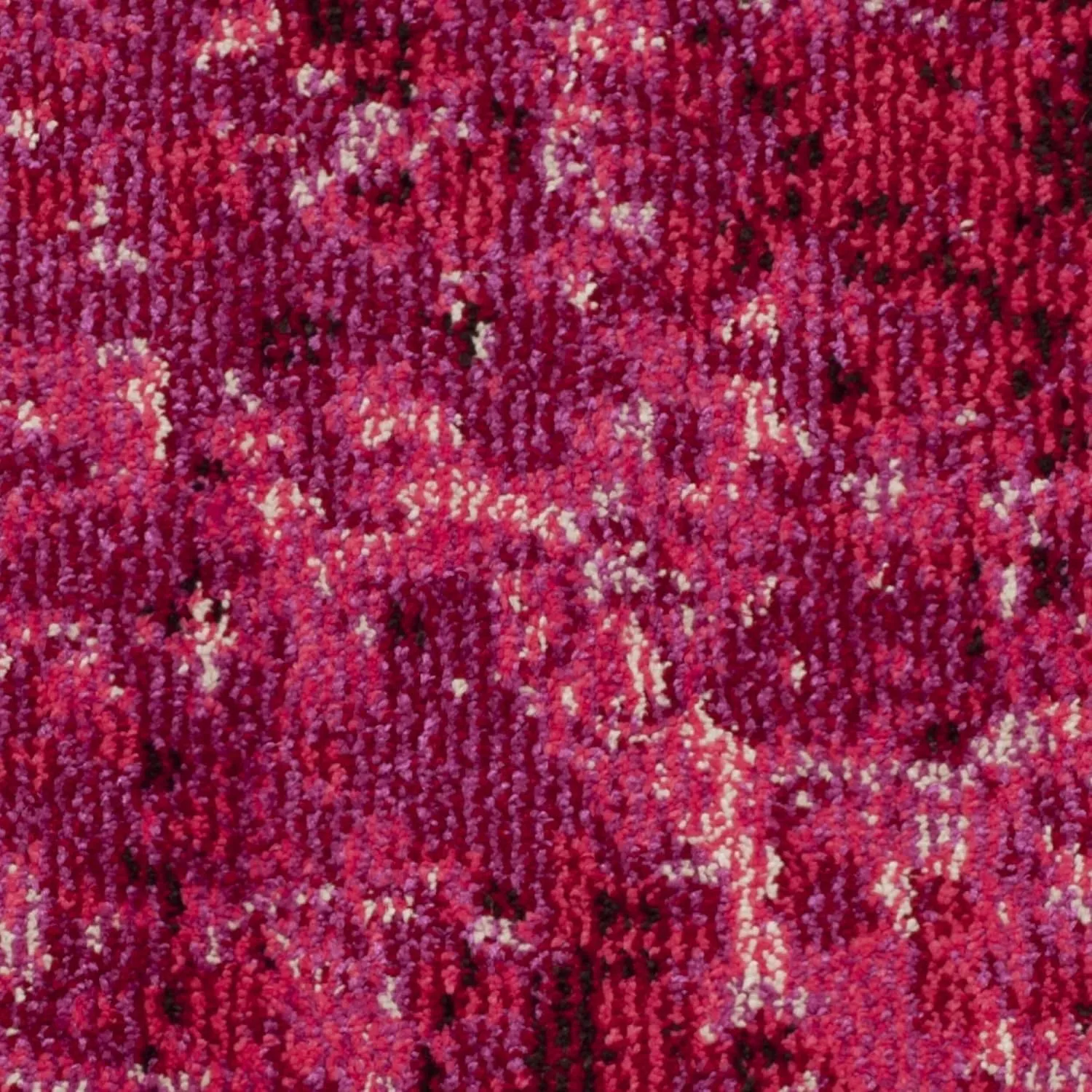 SAFAVIEH Monaco Collection Accent Rug - 2'2" x 4', Fuchsia, Boho Chic Abstract Watercolor Design, Non-Shedding & Easy Care, Ideal for High Traffic Areas in Entryway, Living Room, Bedroom (MNC225F)