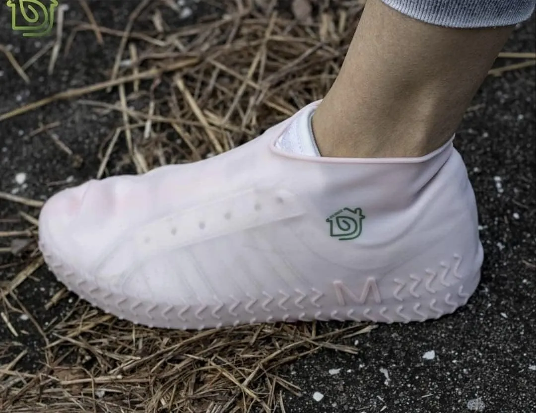 Waterproof Shoe Covers for Kids, Women & Men. Reusable, Anti-Slip, Dustproof & Rainproof Silicone Rubber Overshoes, Rain Footwear Protectors, Outdoor, Cycling, Biking, Walking. Sustainable & BPA Free.