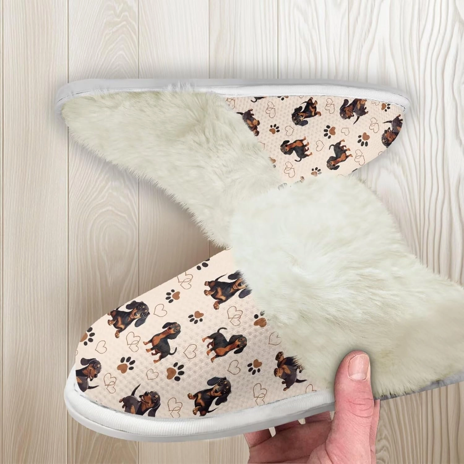 Women's Fuzzy Slippers Outdoor Indoor Fluffy Winter House Shoes Warm Plush Bedroom Shoes for Women