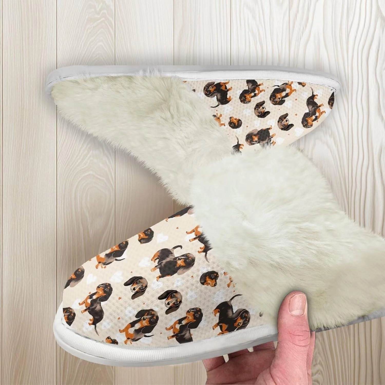 Women's Fuzzy Slippers Outdoor Indoor Fluffy Winter House Shoes Warm Plush Bedroom Shoes for Women