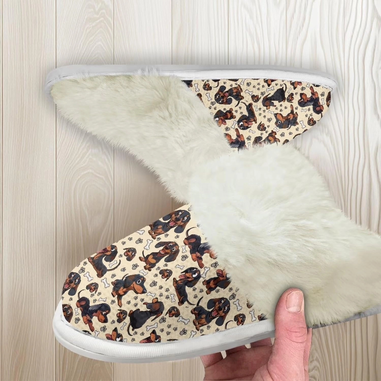 Women's Fuzzy Slippers Outdoor Indoor Fluffy Winter House Shoes Warm Plush Bedroom Shoes for Women