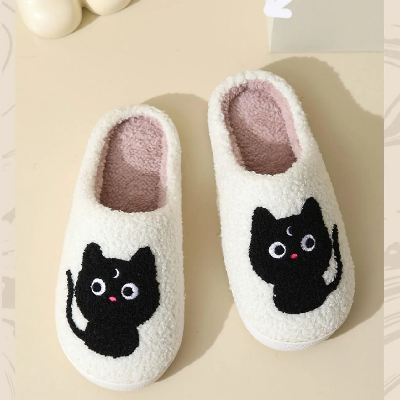 Women's Plush Heart Love Slippers - Blue Eyes Mushroom Cat Ears Retro Memory Foam Soft Plush Home Shoes