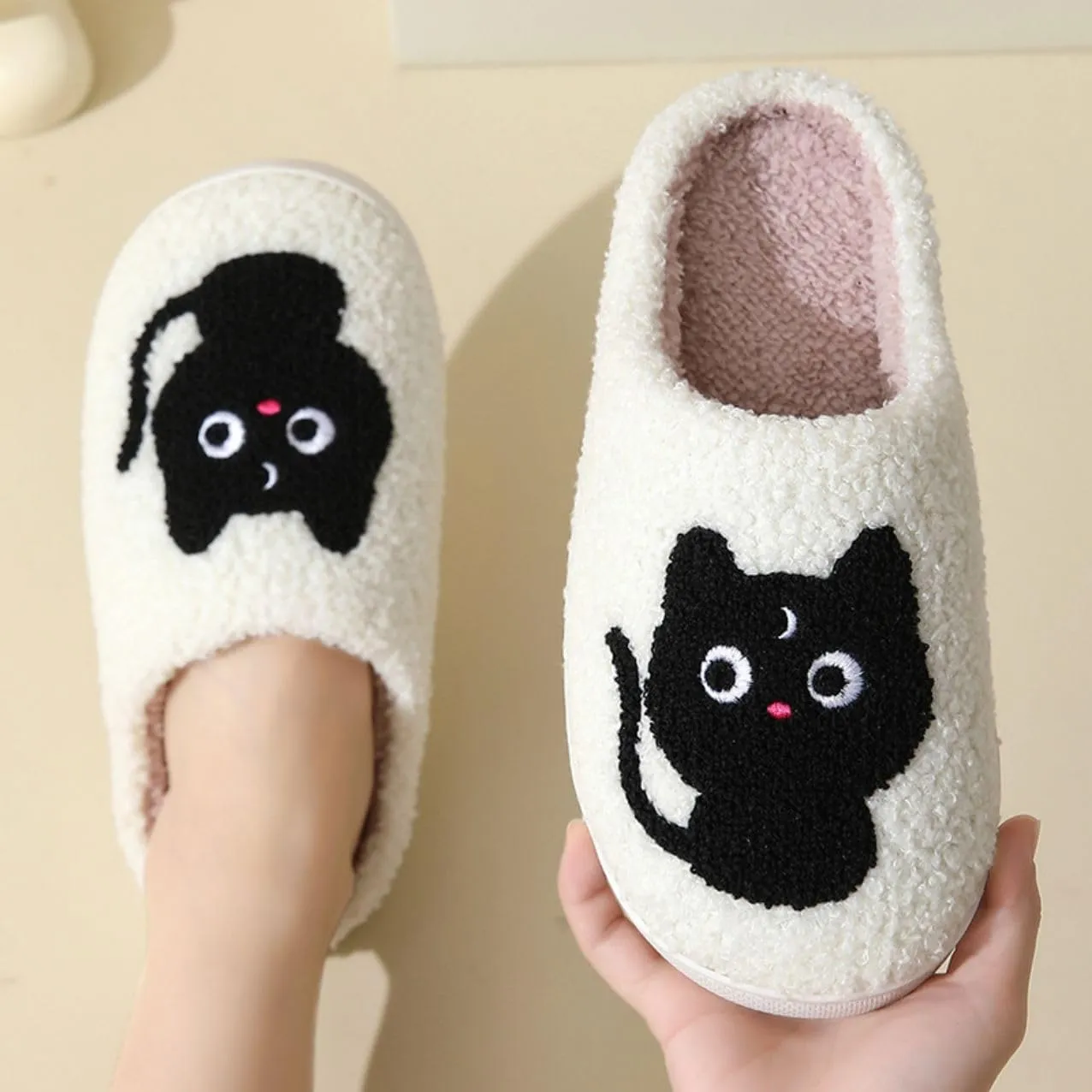 Women's Plush Heart Love Slippers - Blue Eyes Mushroom Cat Ears Retro Memory Foam Soft Plush Home Shoes
